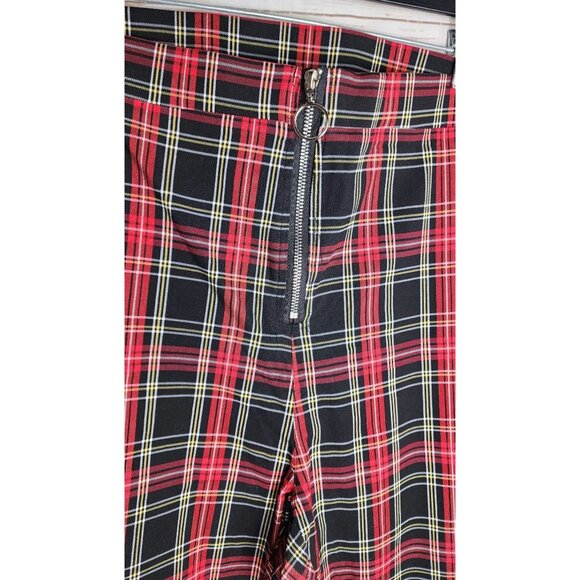 Rue+ 3X Cotton/Polyester Plaid Women’s Zip Up Pants | Stylish Plus-Size Pants - Picture 6 of 13